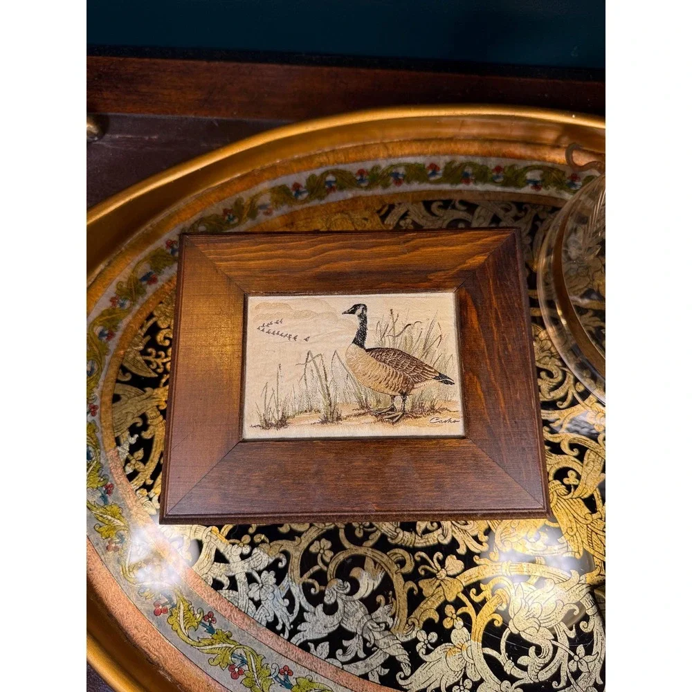 Vintage J.J. Cash Embroidered Goose Wood Keepsake Box‎